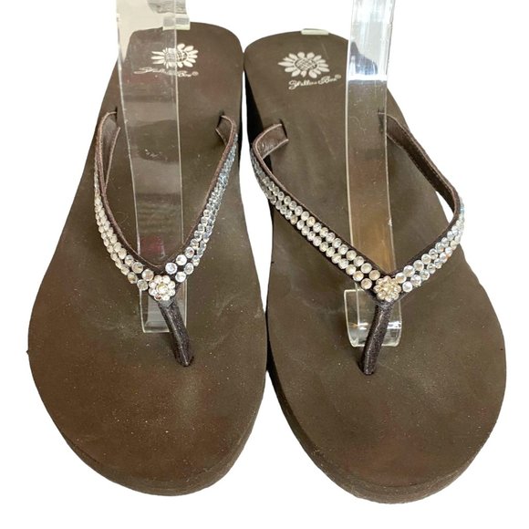 Yellow Box NWOB Custard Rhinestone Embellished Brown Flip Flops Size 10 - Picture 1 of 7